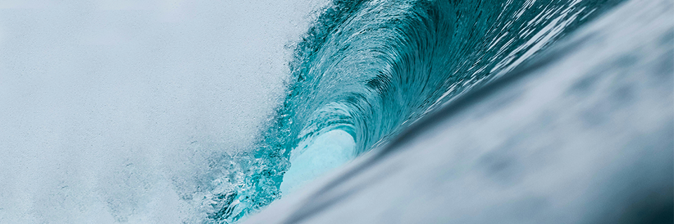 Welle im Ocean (Bild: Jeremy Bishop/Unsplash)